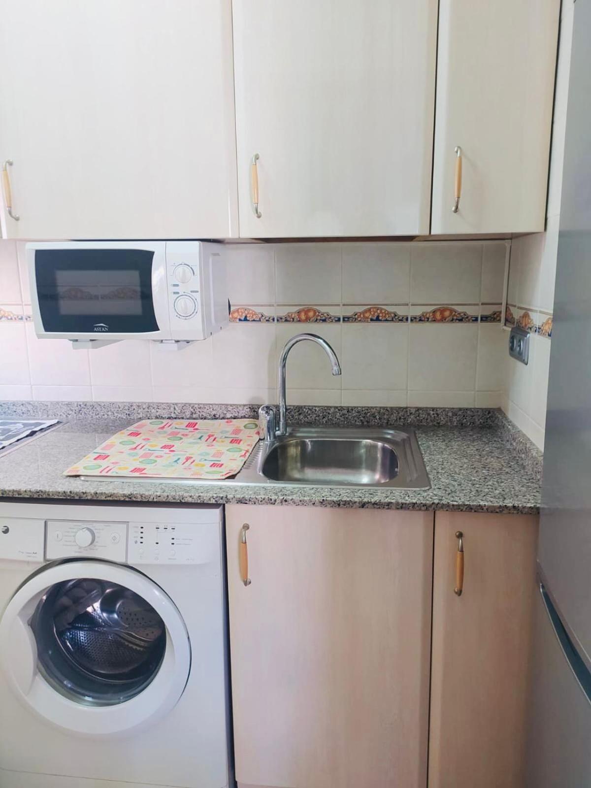Eucalytus I Apartment ซาลอว์ ภายนอก รูปภาพ