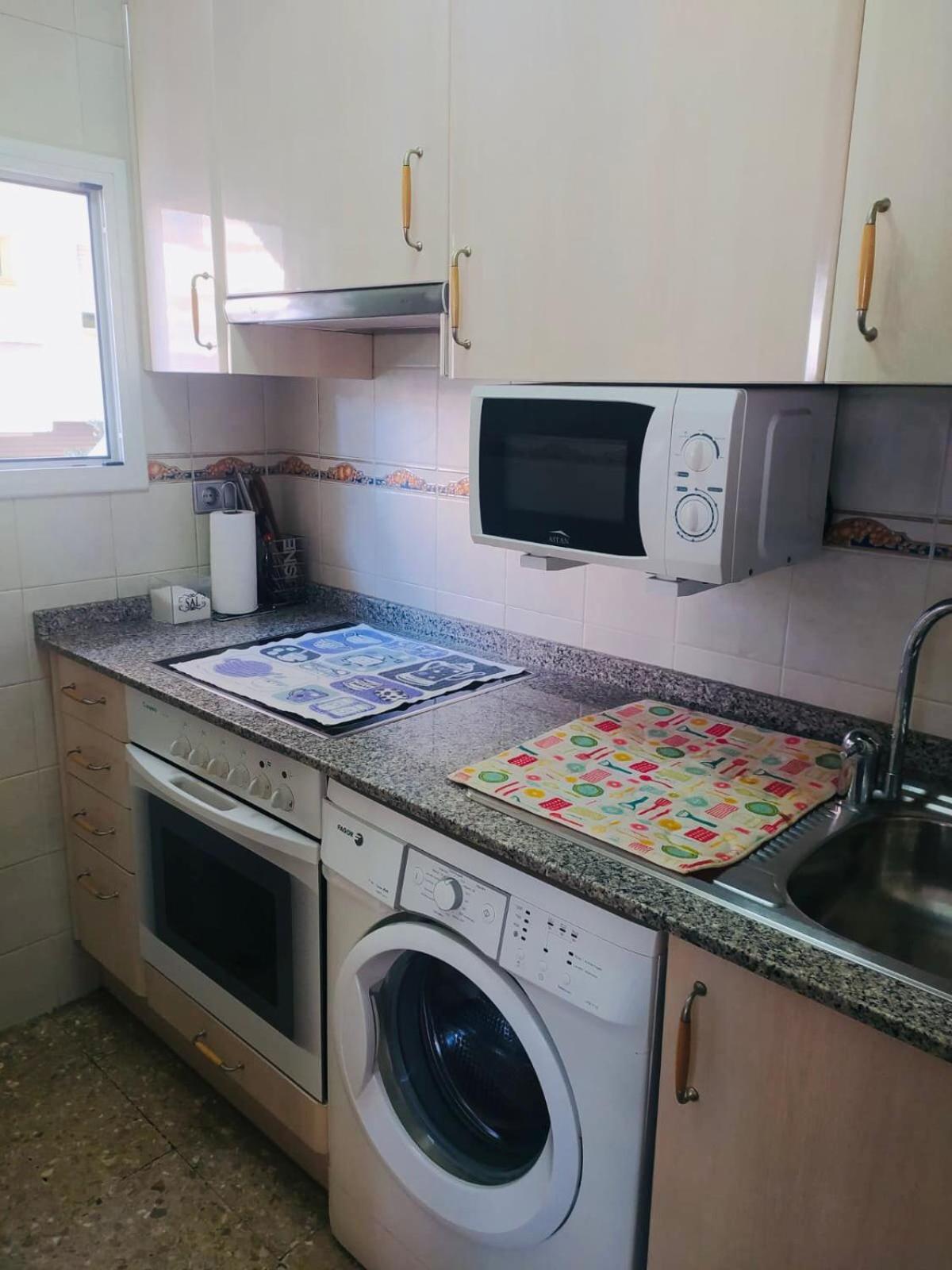 Eucalytus I Apartment ซาลอว์ ภายนอก รูปภาพ